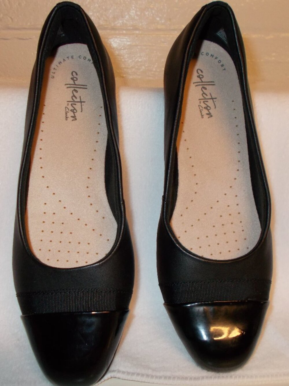 Clarks women's Juliet Monte black shoes, size 7 1/2 medium/patent toe